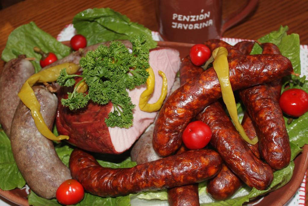 Čičmany Penzion Javorina מראה חיצוני תמונה